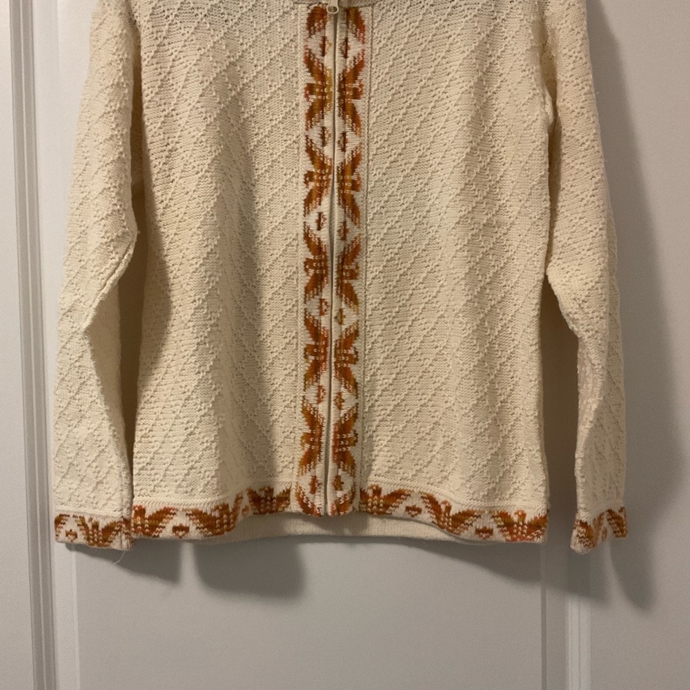 Cottage Core Style Sweater - Picture 4 of 6